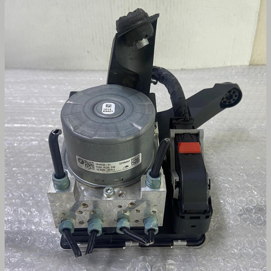 BMW F40 F44 118i  Hydraulic Power Unit Hydraulic Block ABS Block 5A44C60 5A6DC92