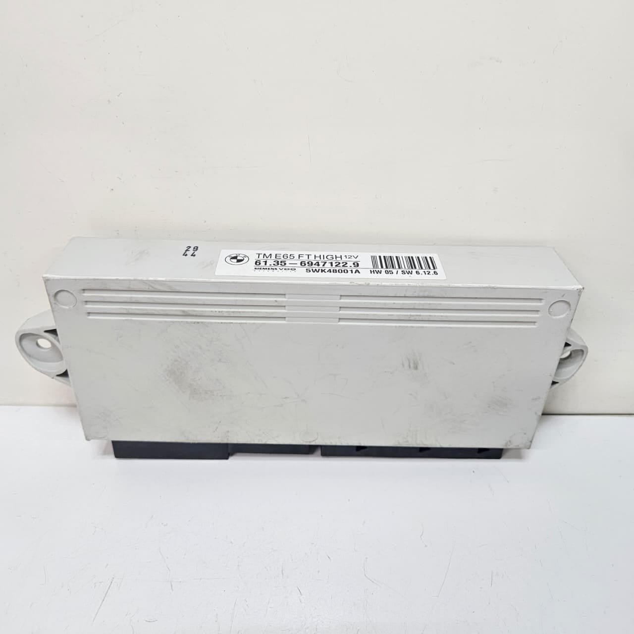 2004 BMW 7 Series E65 E66 E67 745Li Door Control Module 6947122