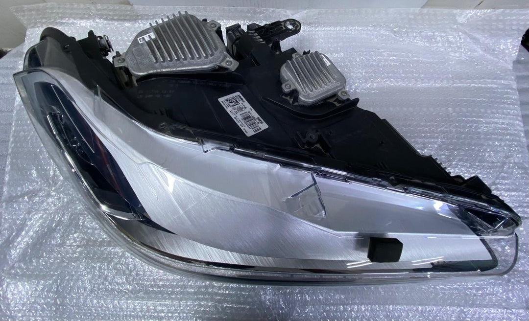 OEM BMW X2 F39 HEAD LIGHT LED ADAPTIVE RHD ECE RIGHT SIDE 7420442 Without module