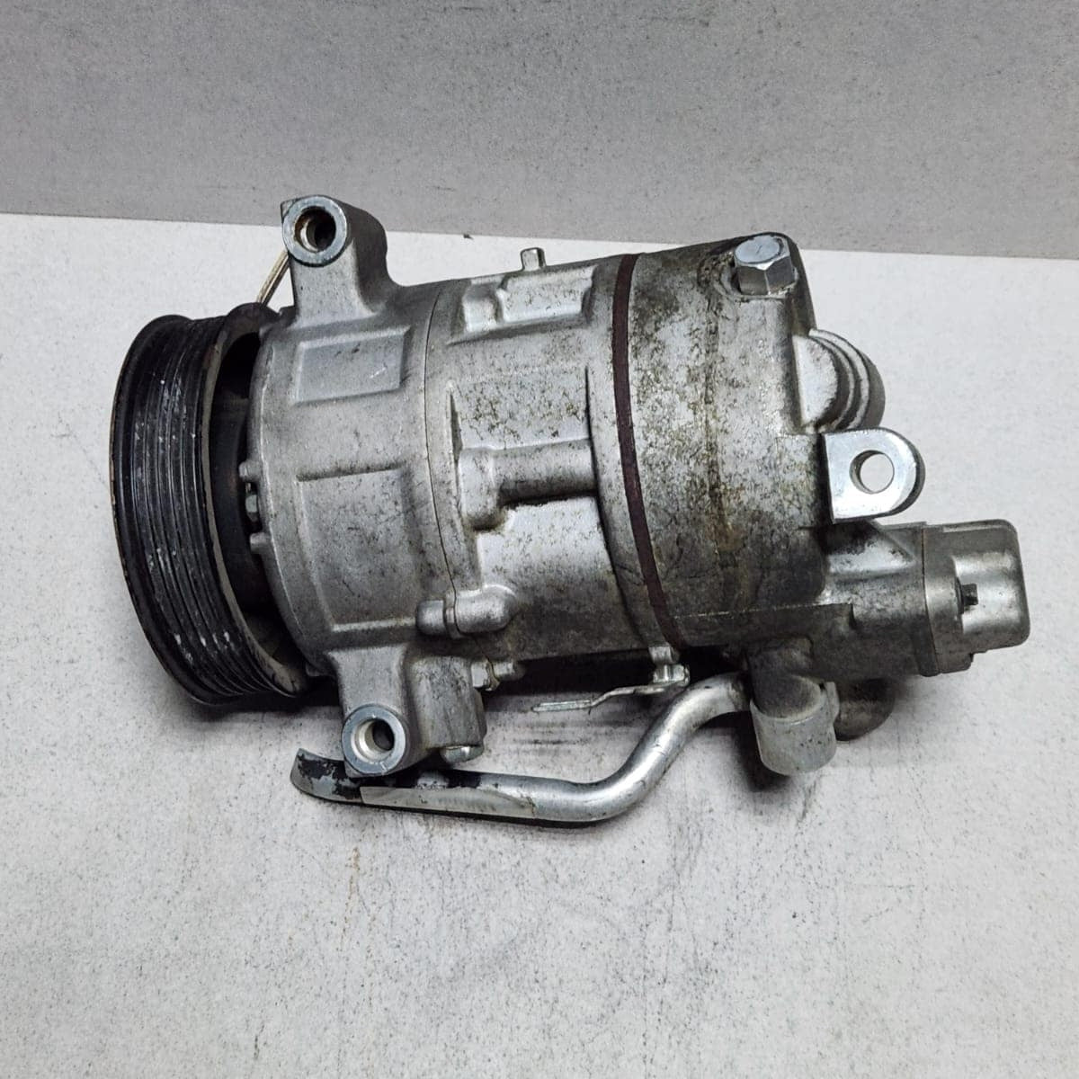 2005 BMW 320i Ac Compressor CSE613C3 Series E90 E91 E81 E87 E92 E93 316i 