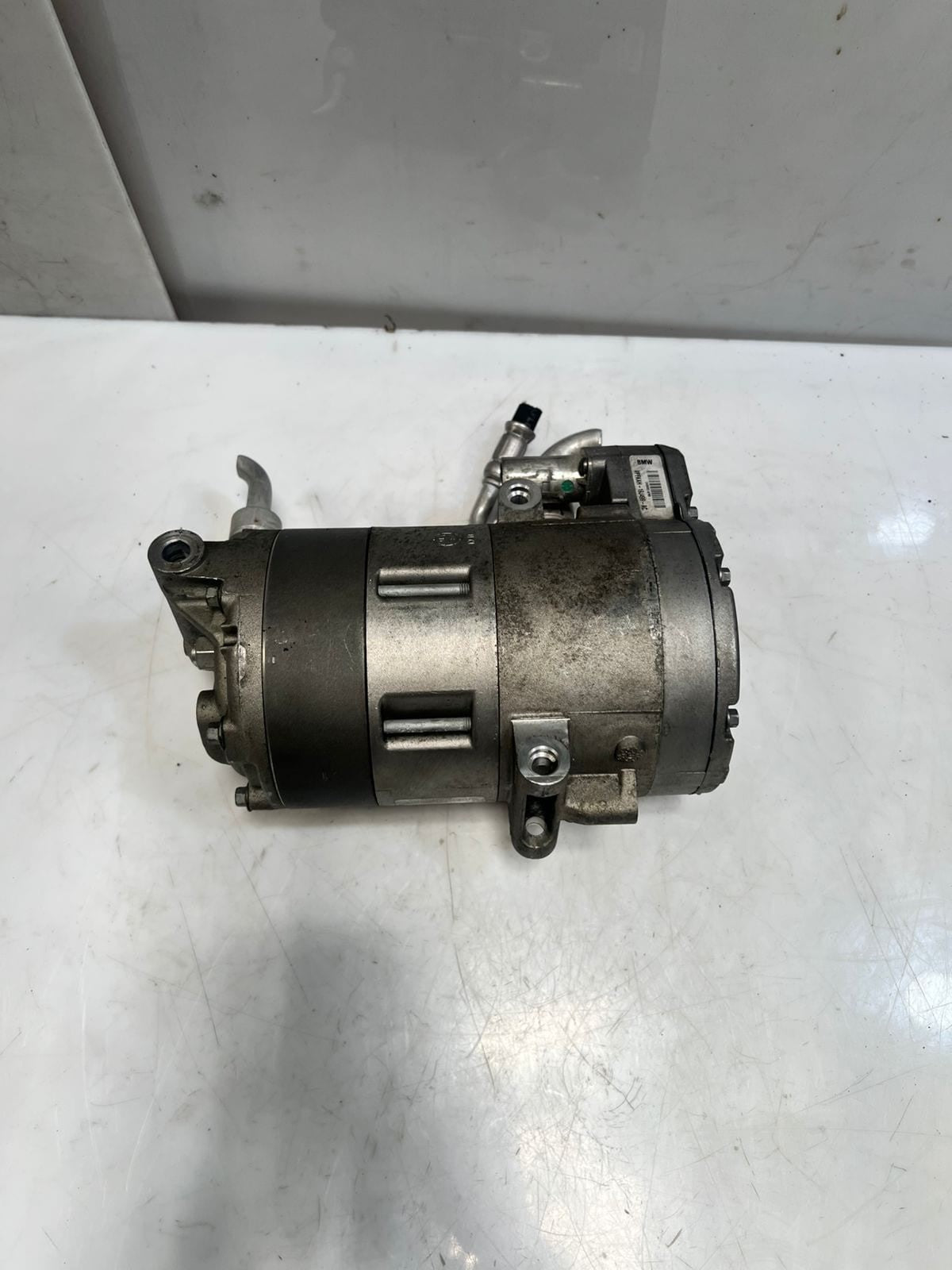 BMW X5 F15 330e 530e xDrive 740e Electric AC Compressor PUMP 9364867 OEM