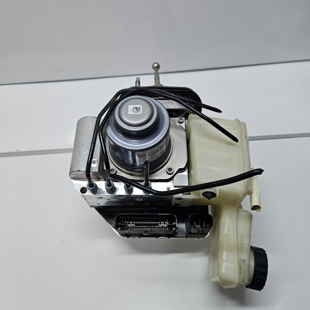 2019 BMW X5 G05, X6 G06, X7 G07 5A0B140 Brake Booster Abs Assembly Unit 