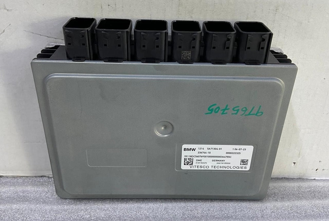 OEM BMW G60 G70 G05 G06 G07 Control Unit Engine Electronics DME ECU ONLY 5A71304