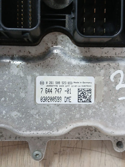 BMW 520i F10 2012-2013 N20 ENGINE CONTROL ECU UNIT + CAS + KEY 7644747