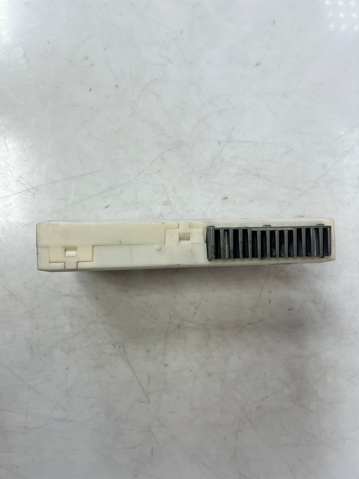 BMW GM III LOW 5 Series E39 E38 General CONTROL Module 6913520 OEM