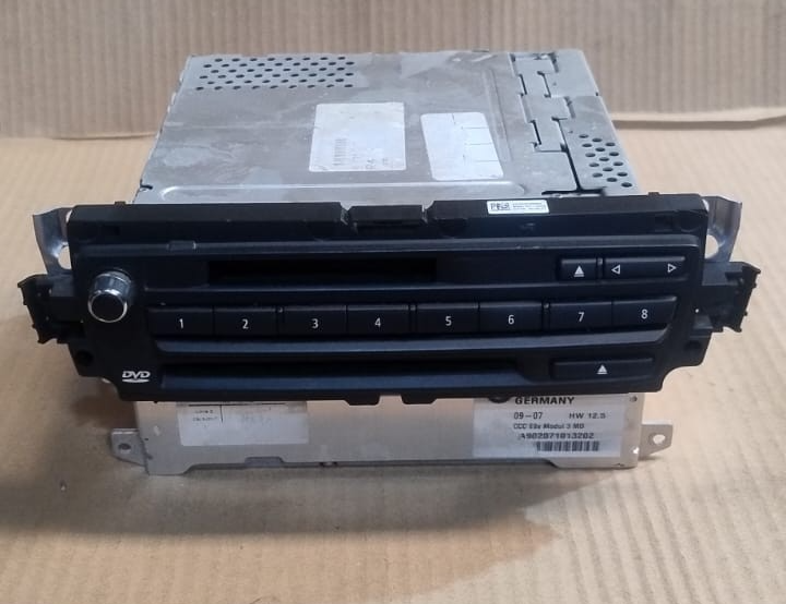 OEM BMW 3 SERIES E90 E91 E92 E93 CCC SAT  NAVIGATION JAPAN HEAD UNIT-9170723