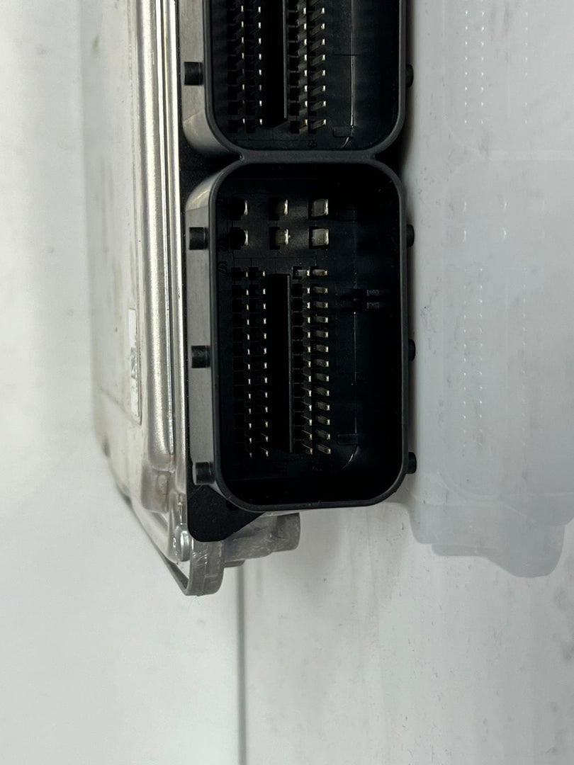 BMW F10 B47 Engine Control Unit ECU SET DDE +CAS4+ 1KEY 8585425 OEM