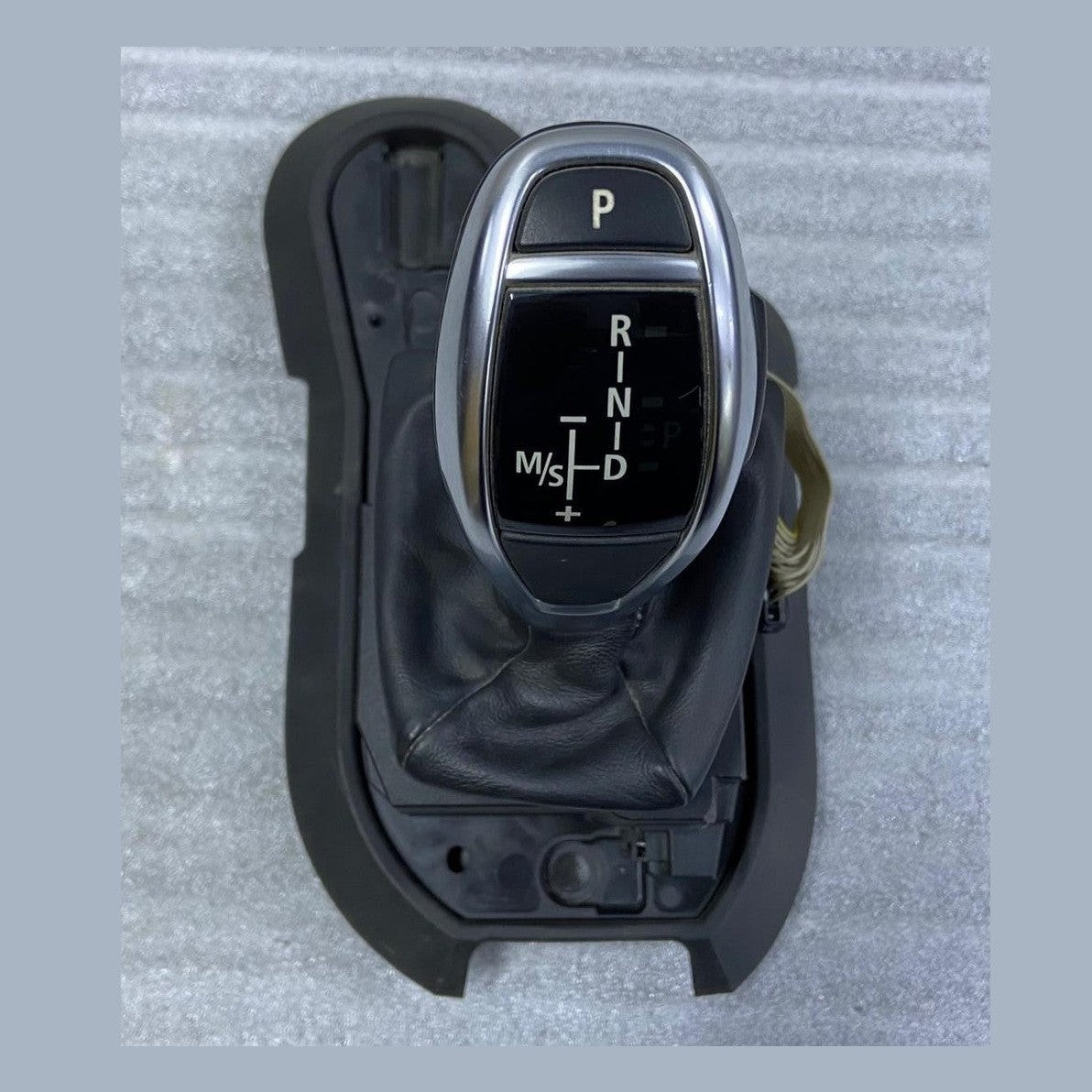 OEM BMW E84 X1 AT Auto Trans Floor Gear Selector Shifter Switch 9260295