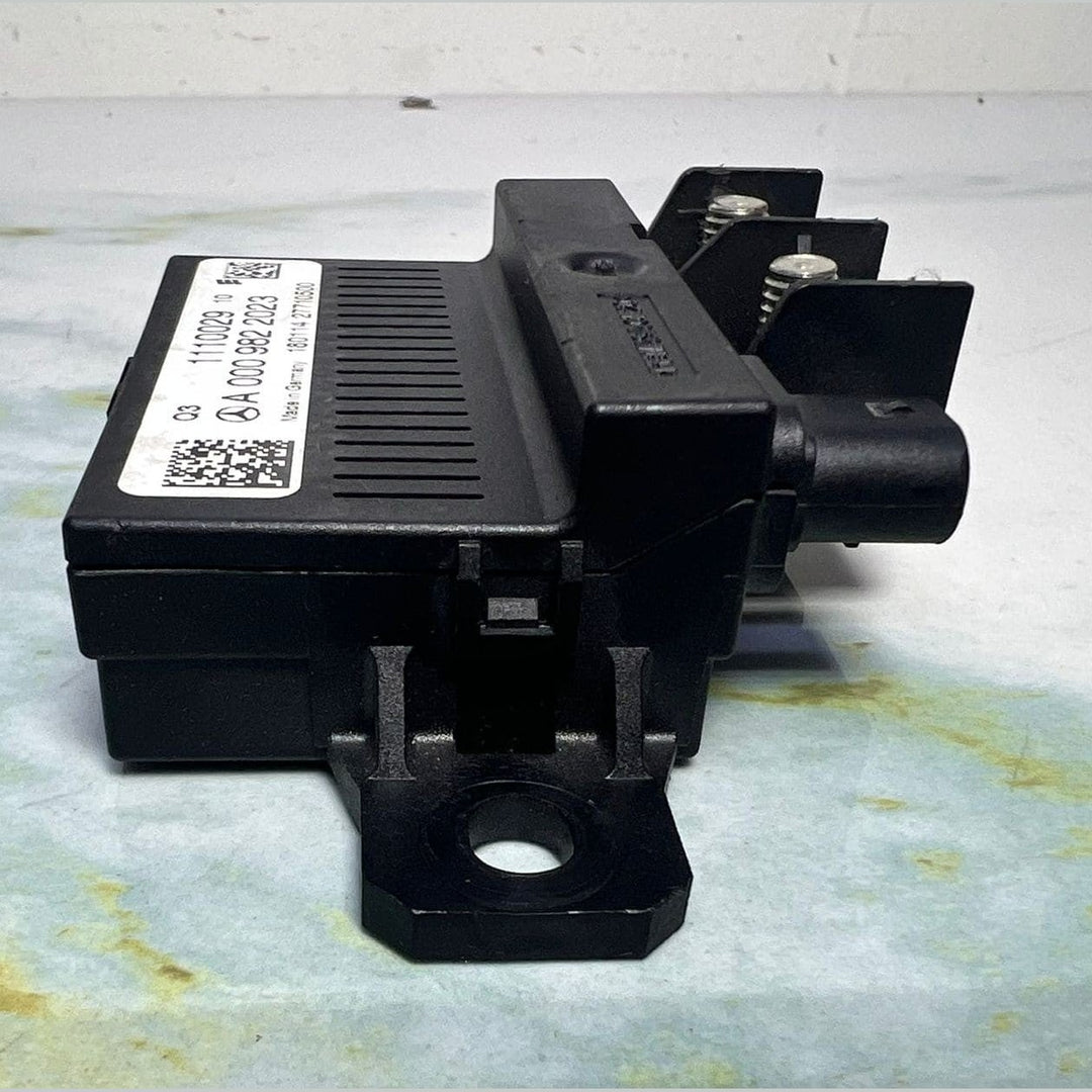 Mercedes Battery Control Module A0009822023 W166, W176, W204, W205, W212, W222, 