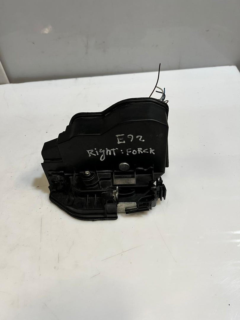 BMW E92 E60 E61 E65 E81 E87 E90 F20 Door Lock Actuator Front Right 7202144 OEM
