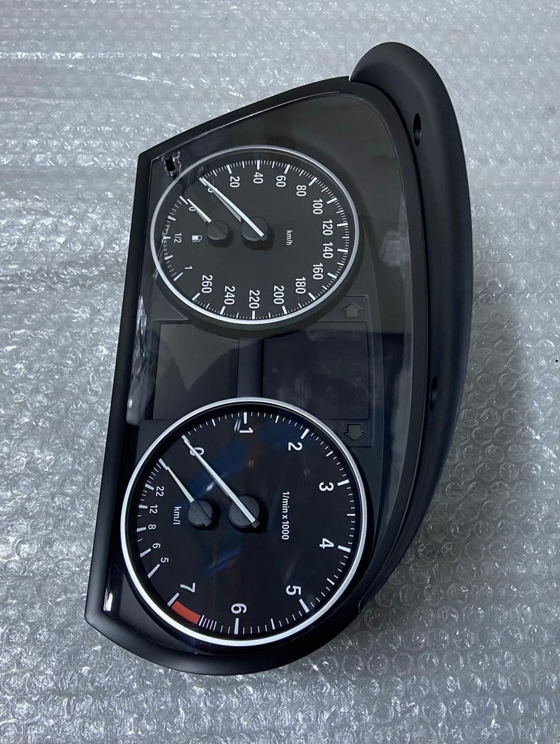 OEM BMW E90 E91 E92 E93 E84 Speedometer Instrument Cluster (KM/H) 9283809