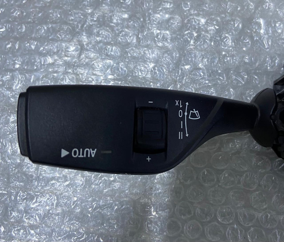 OEM BMW X3 F25 Switch Centre Steering Column Switch Wiper stalk 9305954