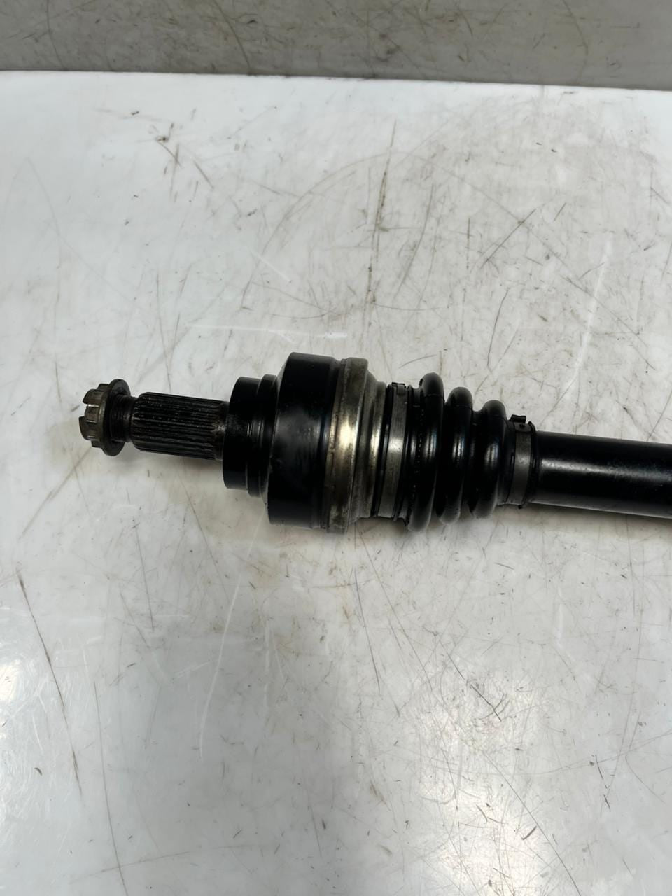 2014-2016 BMW 435i F32 Rear RIGHT Axle Shaft 7597678