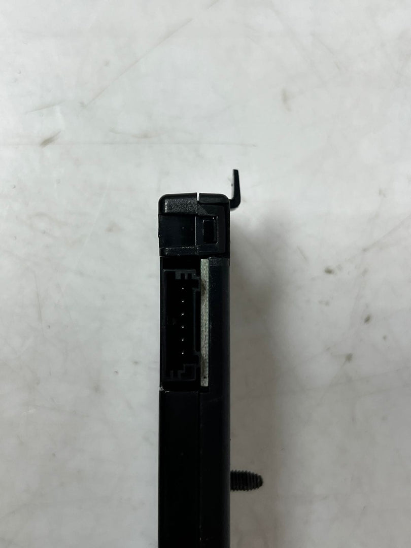 BMW F22 F30 F32 F35 F52 F80 M3 F82 M4 F87 M2 Antenna Amplifier 9231178 OEM