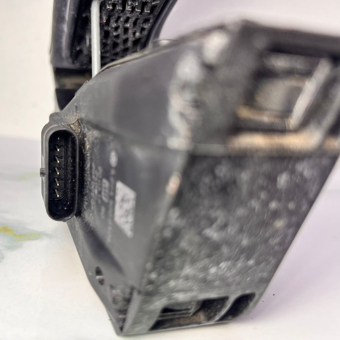 Mercedes-Benz W205 Accelerator Pedal Module A 205 300 01 04