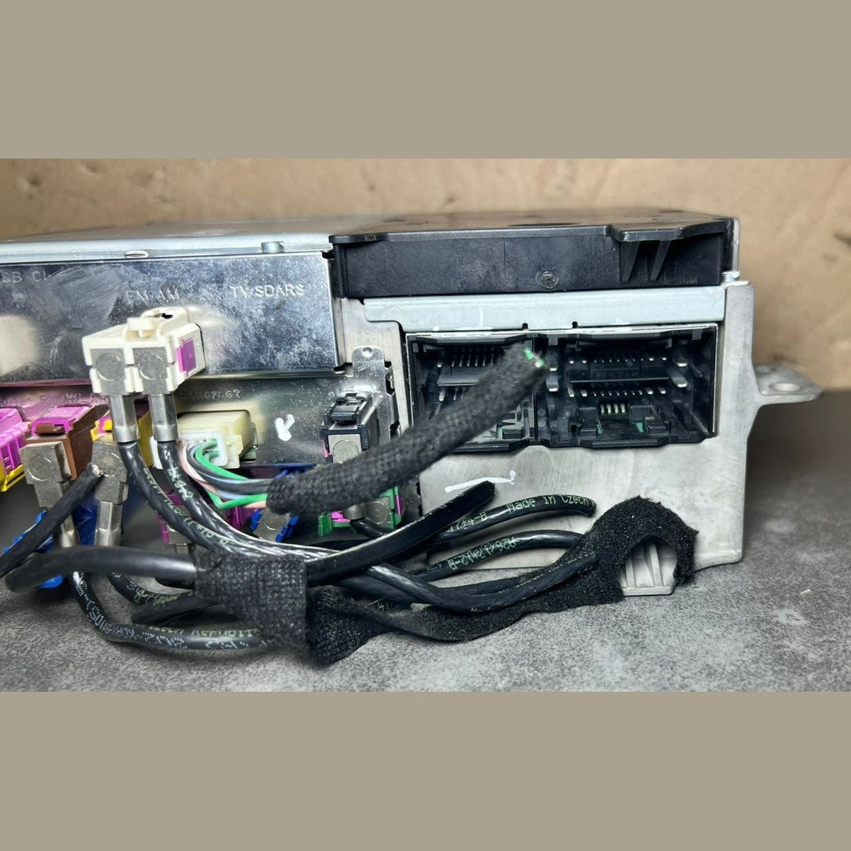 2018–2020 Mercedes-Benz W177 W167 W447 OEM Radio Head Unit A167 9004719