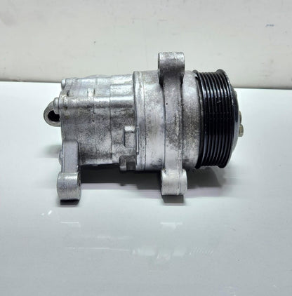 2014-2018 BMW X6 Power Steering Pump 6856684 X5M F85 and X6M F86 OEM