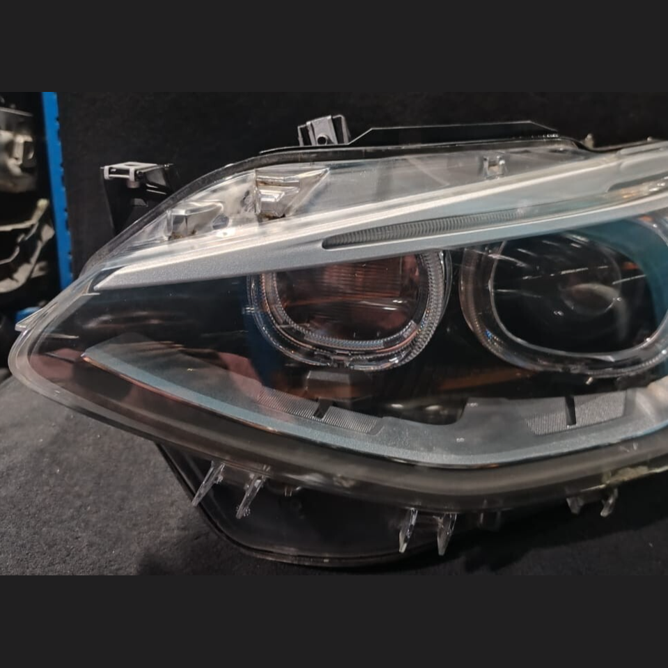 BMW 1 SERIES 120i 2012 F20 LEFT SIDE HEADLIGHT 7229687-09 ECE - 7229687