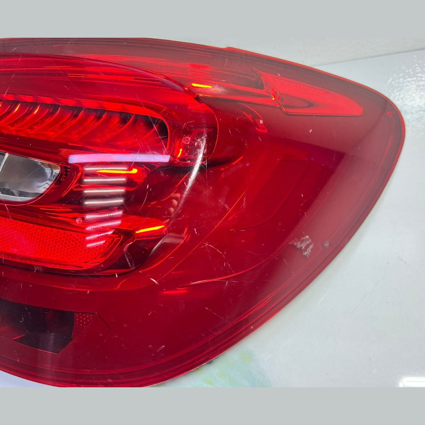 Mercedes W176 A-Class Rear Right Side Tail Light Brake Stop Lamp A176 9064900