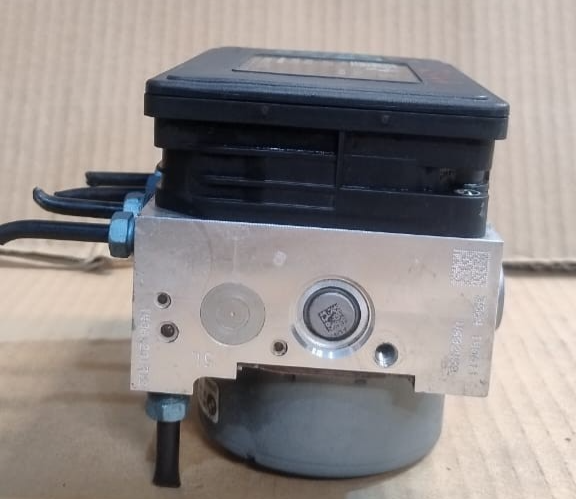 BMW F20 F21 F30 F31 HYDRO ABS  BRAKE BRAKING UNIT PUMP 6869725 -  6869726