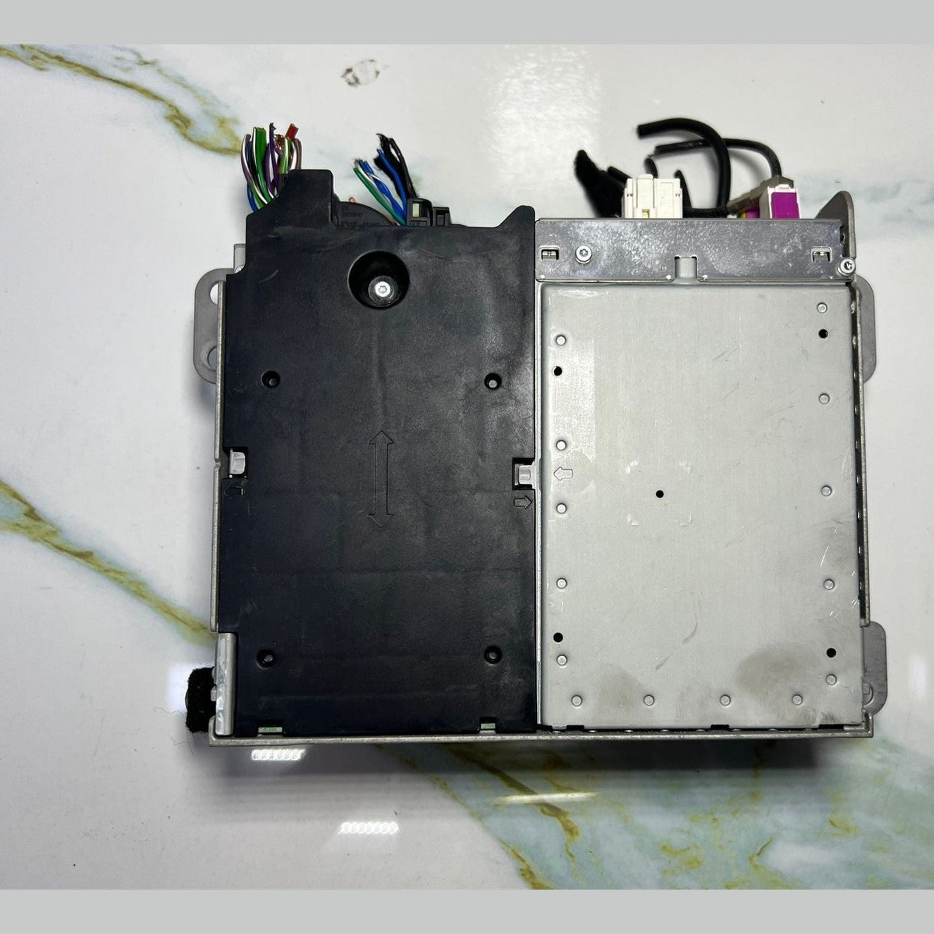 15-21 Mercedes W247 B-Class Radio Audio Multimedia Head Unit  A247 9003515 OEM