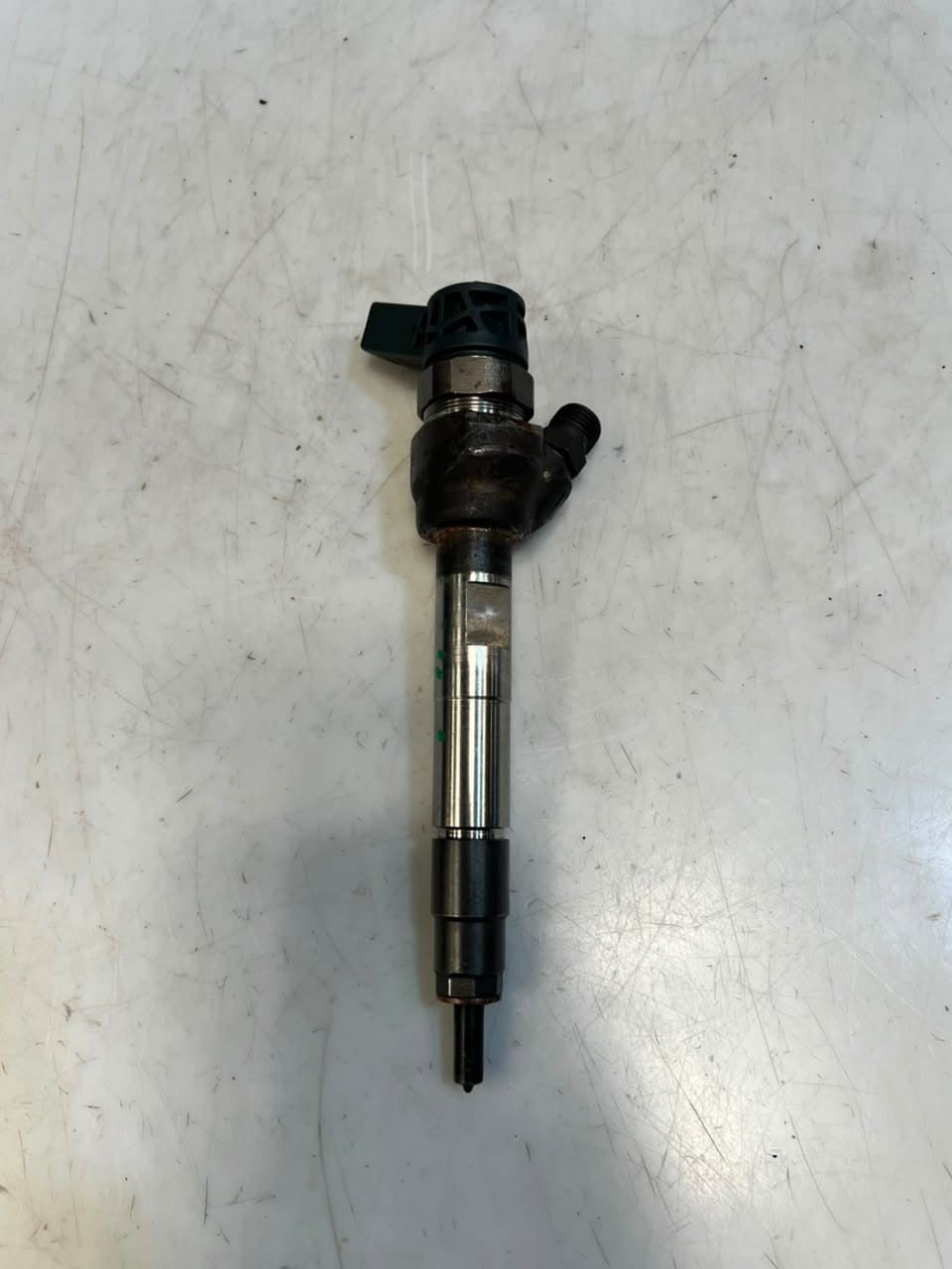 2015 BMW X4 F26 B47 DIESEL RAIL Fuel Injector 8514148 0445110743 OEM