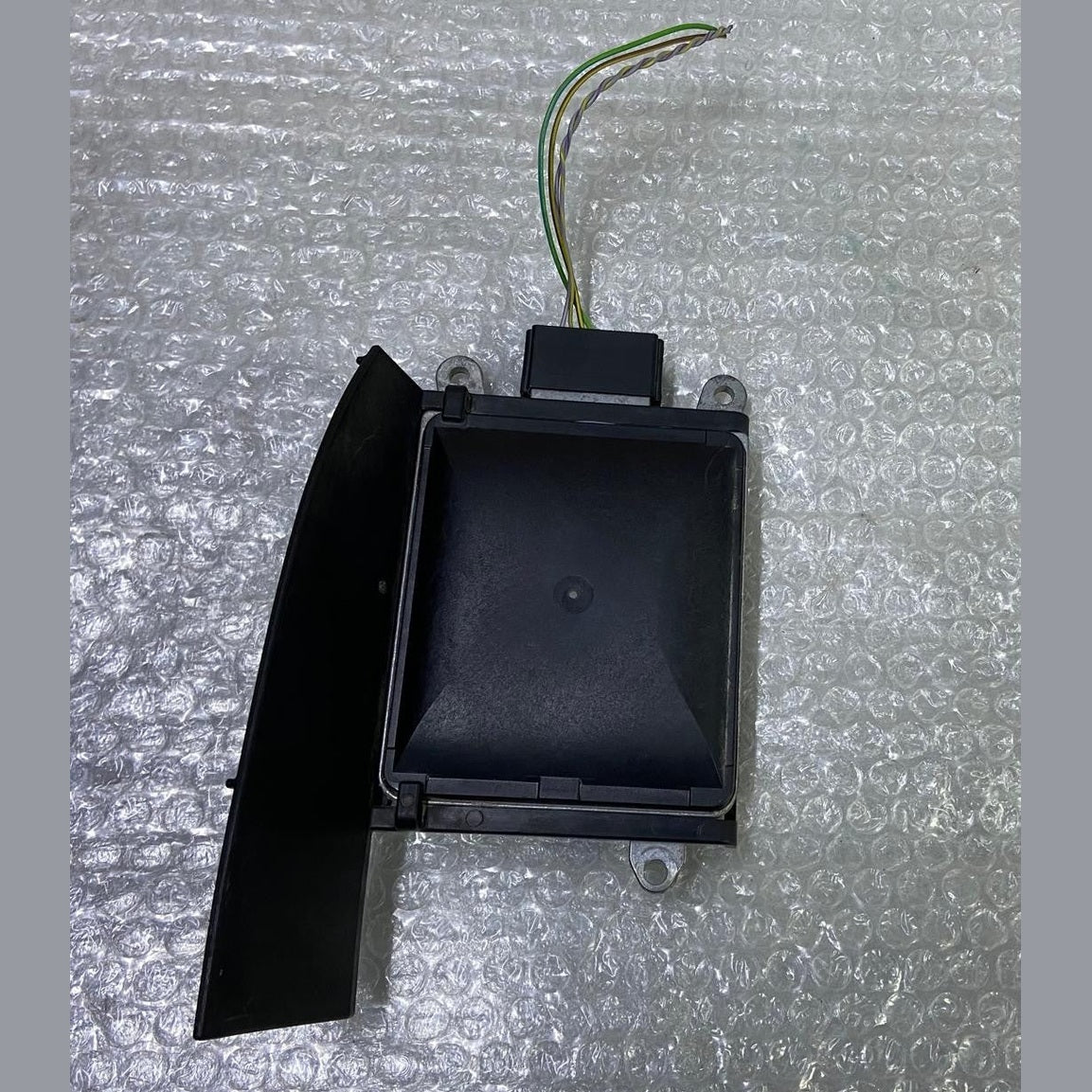 OEM BMW 7 F01 F02 F03 F04 2010 Radar Sensor Blind Spot Lane Change 6873336