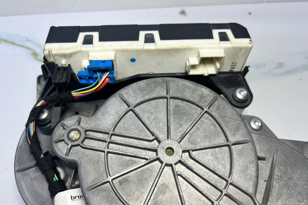 Mercedes W205 C-Class Power Tailgate Liftgate Motor Actuator A099 7602601 OEM