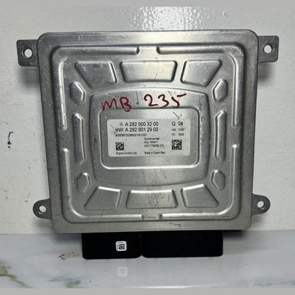 Mercedes-Benz Engine Control Unit A 282 900 32 00