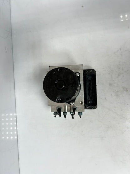 2010-2015 BMW 5 7 Series F01 F02 F07 Gran Turismo 740i ABS Pump 6795069 OEM
