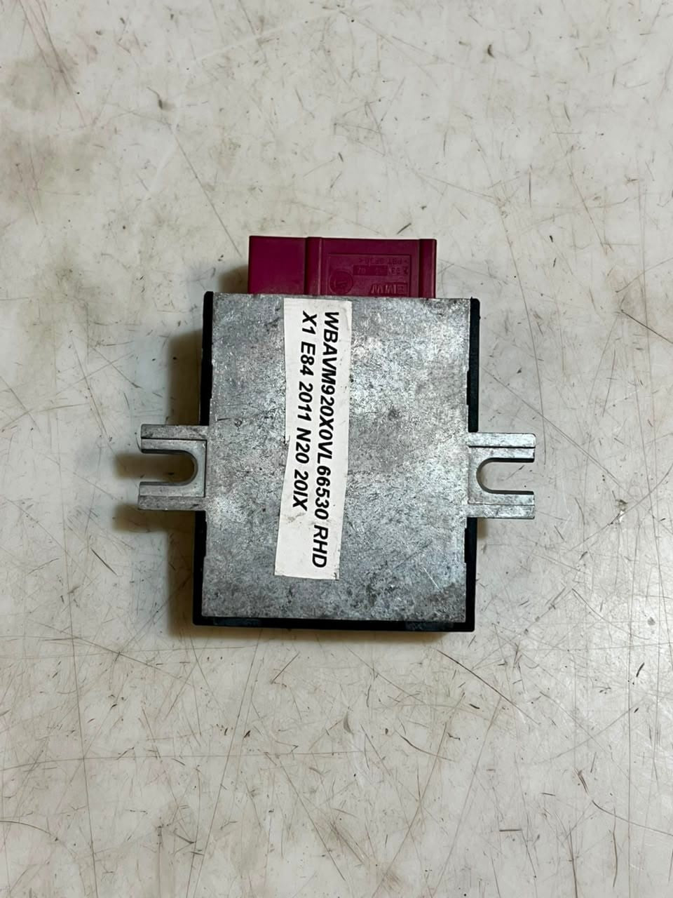 2008-2013 BMW E90 E91 128i 135i 328i 335i 128i Fuel Pump Control Module 7276046