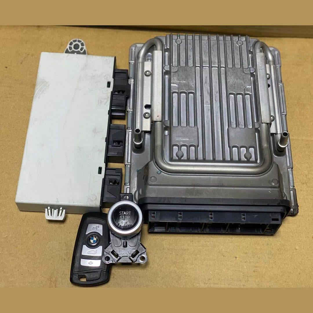 BOSCH 2009-2013 BMW 750i Engine Control Module 7608099 BMW 550i and 750i F01 F02