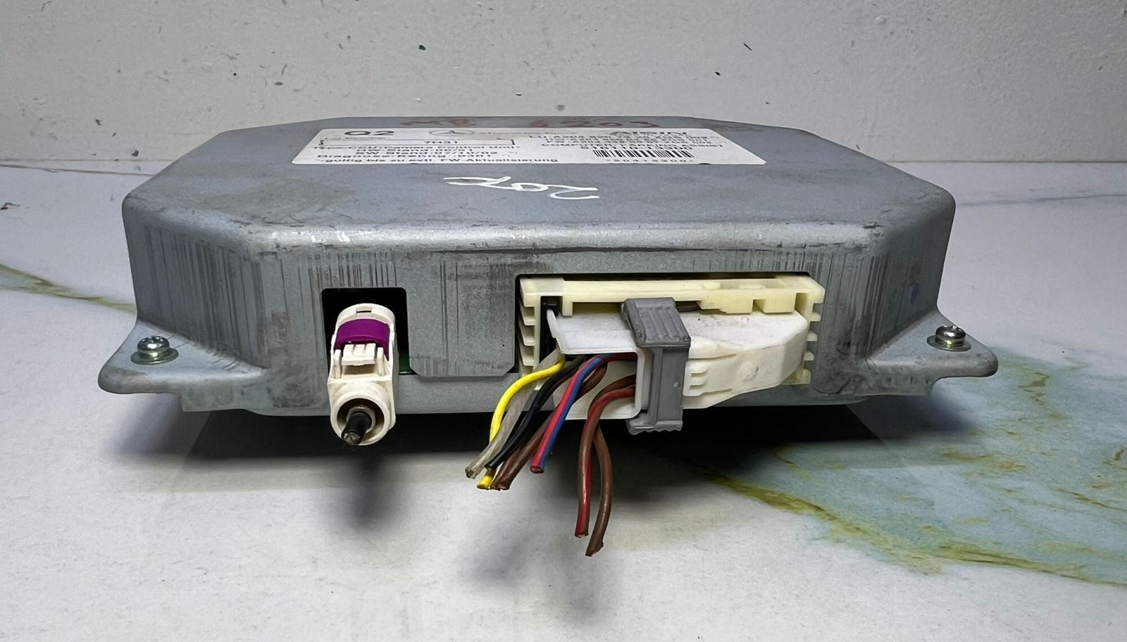 Mercedes-Benz W204 C-Class Rear-View Camera Control Module Unit A204 8207226 OEM