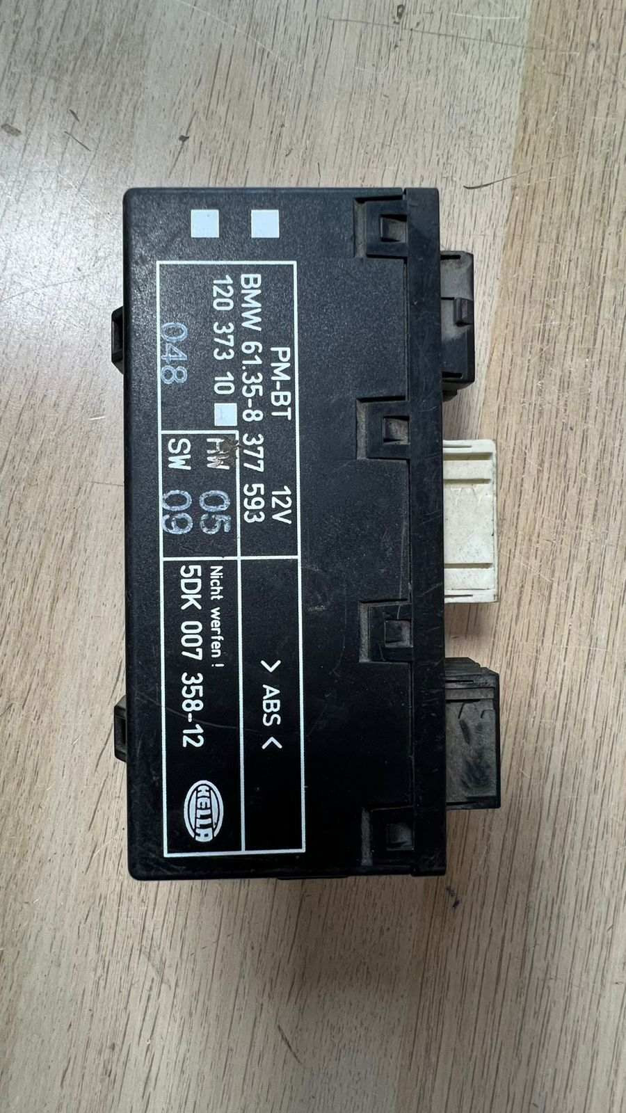 1995-2001 BMW 740iL Door Control Module 8377593 E39 5-Series and 7-Series