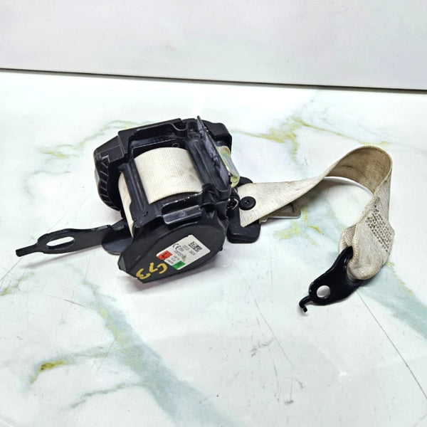 2018-2019 BMW 5 Series G30 530e Rear Left Seatbelt 7430043
