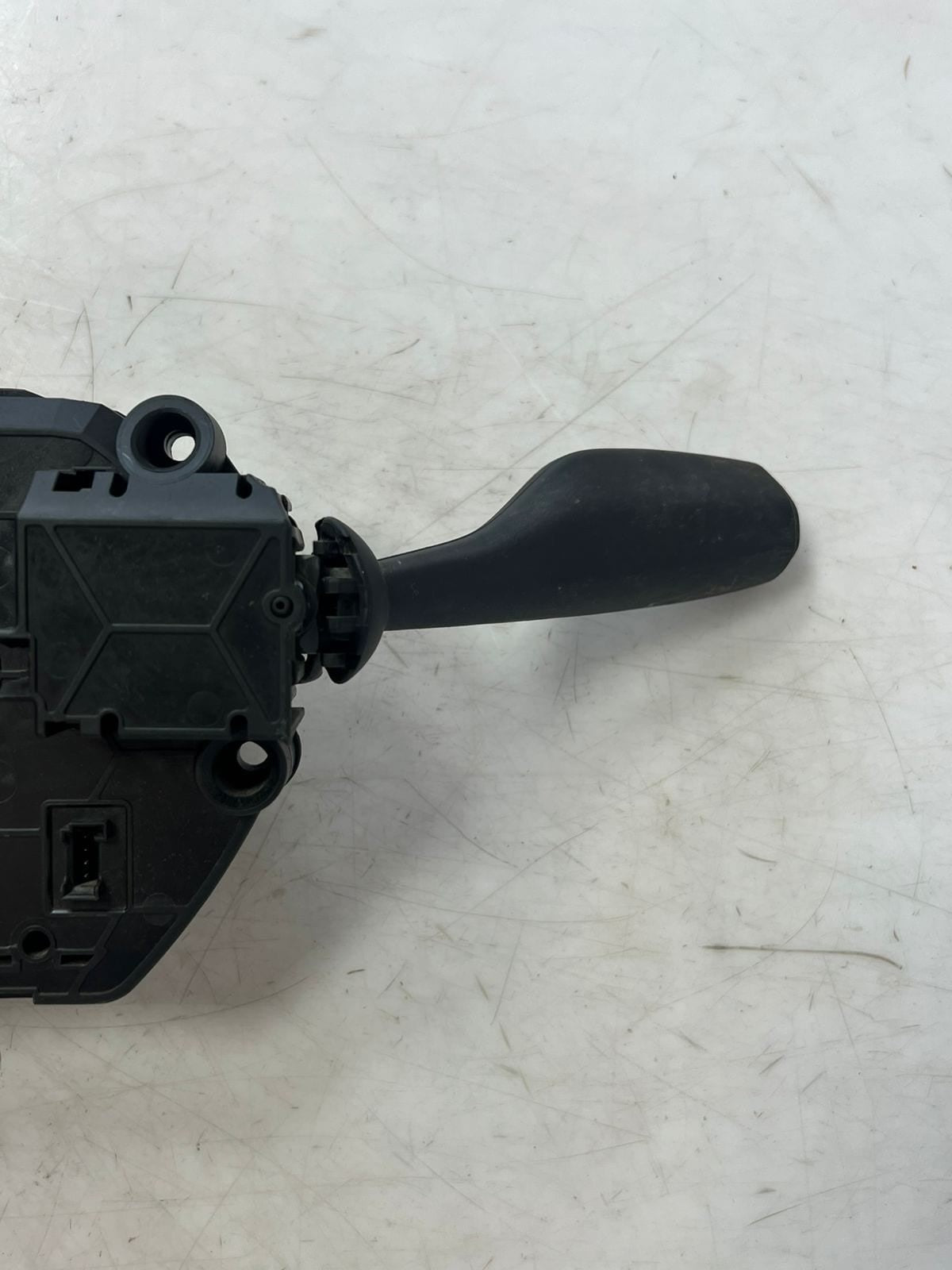 2014-2021 BMW X1 F45 F46 F48 F15 F85 Steering Column Stalk Assembly 9305954 OEM