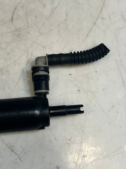 BMW F20 F30 F35 F10 F07 F01 F02 F25 E70 E71 E89 Headlight Washer Pump 7217792