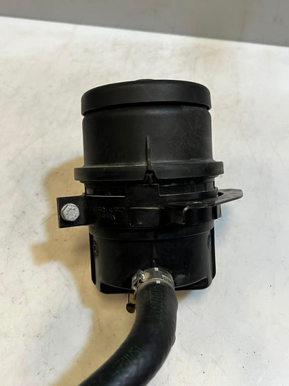 BMW 328i E81 E87 E90 E92 F06 F13 F12 F10 Power Steering Fluid Reservoir 6767161