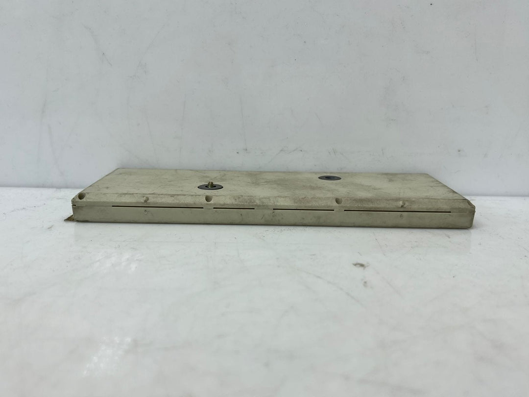 BMW 7 Series E65 E66 radio signal Antenna Amplifier Diversity 6933666 OEM