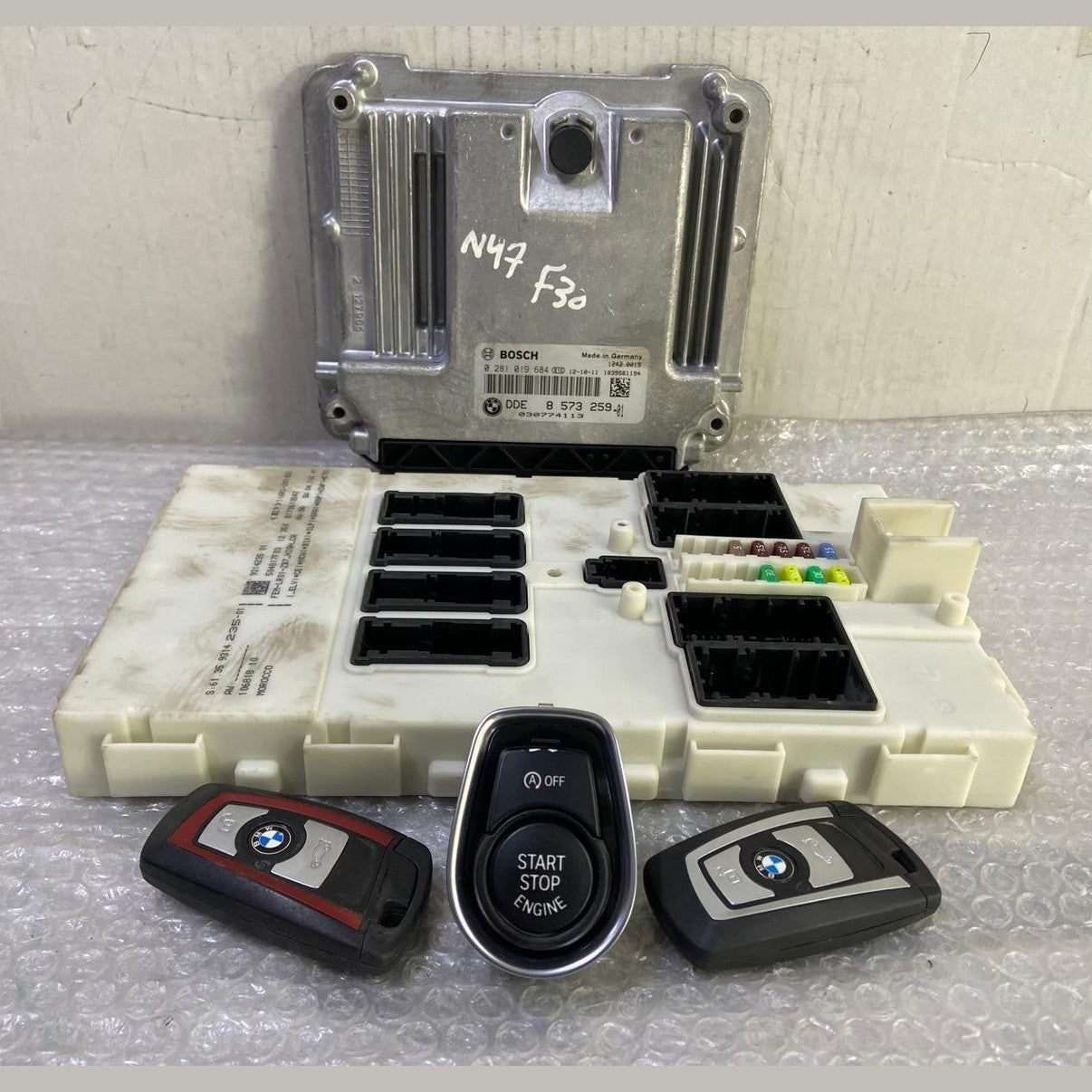 OEM BMW 320d N47N F30 2013 ENGINE CONTROL UNIT ECU KIT DDE 8573259 BOSCH