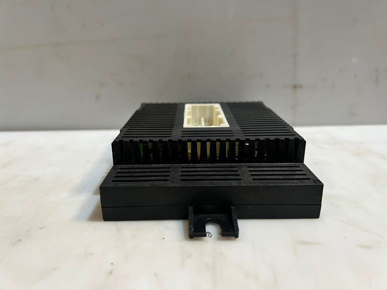 2005-2008 BMW E60 E61 5 Series E65 E66 530i Light Control Module 9153272 OEM