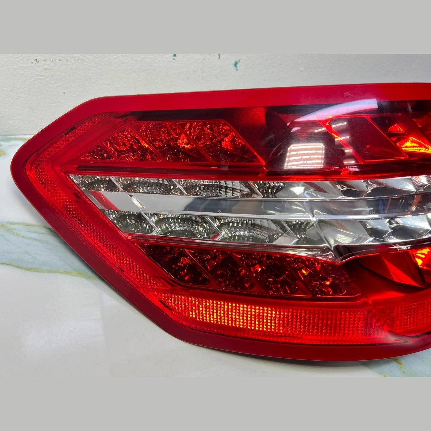 Mercedes-Benz Rear Lamp A 212 820 11 64