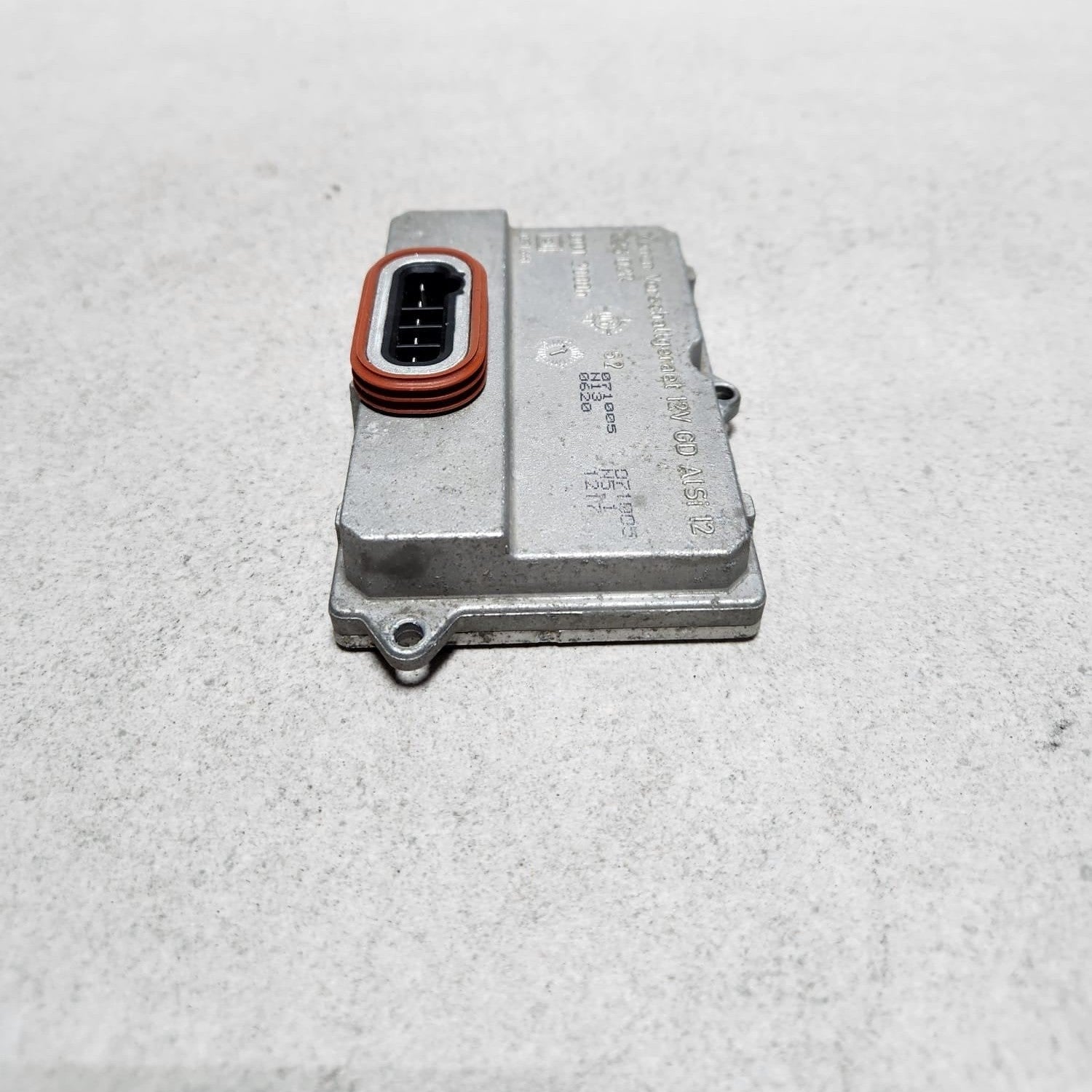 2006 Mercedes-Benz CLS500 Xenon Headlight Ballast 5DV008290