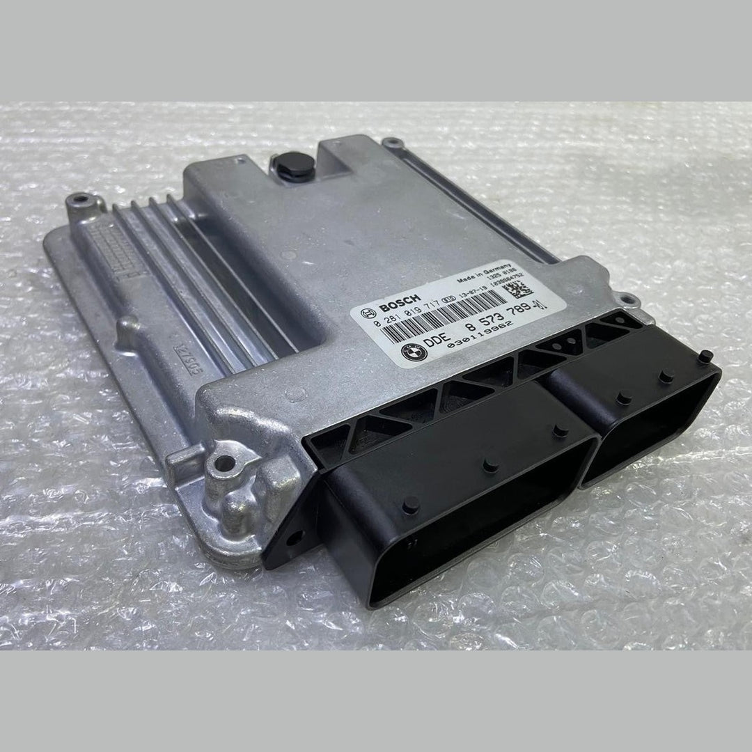 OEM BMW F10 F07 F15 N57 ENGINE CONTROL UNIT ECU ONLY DDE 8573789 BOSCH