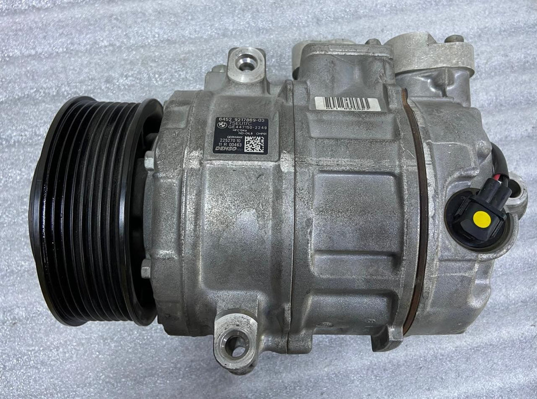 OEM BMW X3 F25 A/C AIR CONDITIONING COMPRESSOR 9217869 DENSO
