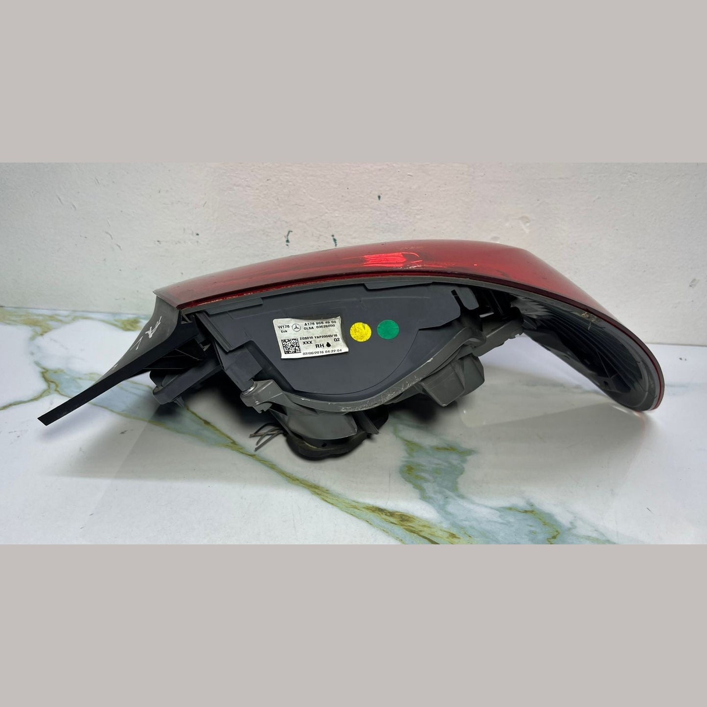 Mercedes W176 A-Class Rear Right Side Tail Light Brake Stop Lamp A176 9064900