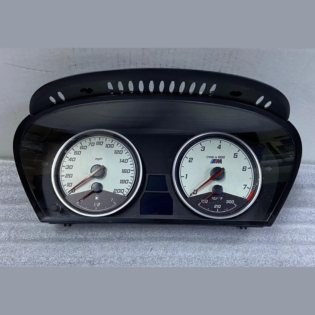 OEM BMW 535xi E60 E61 Speedometer Instrument Gauge Cluster 9194887