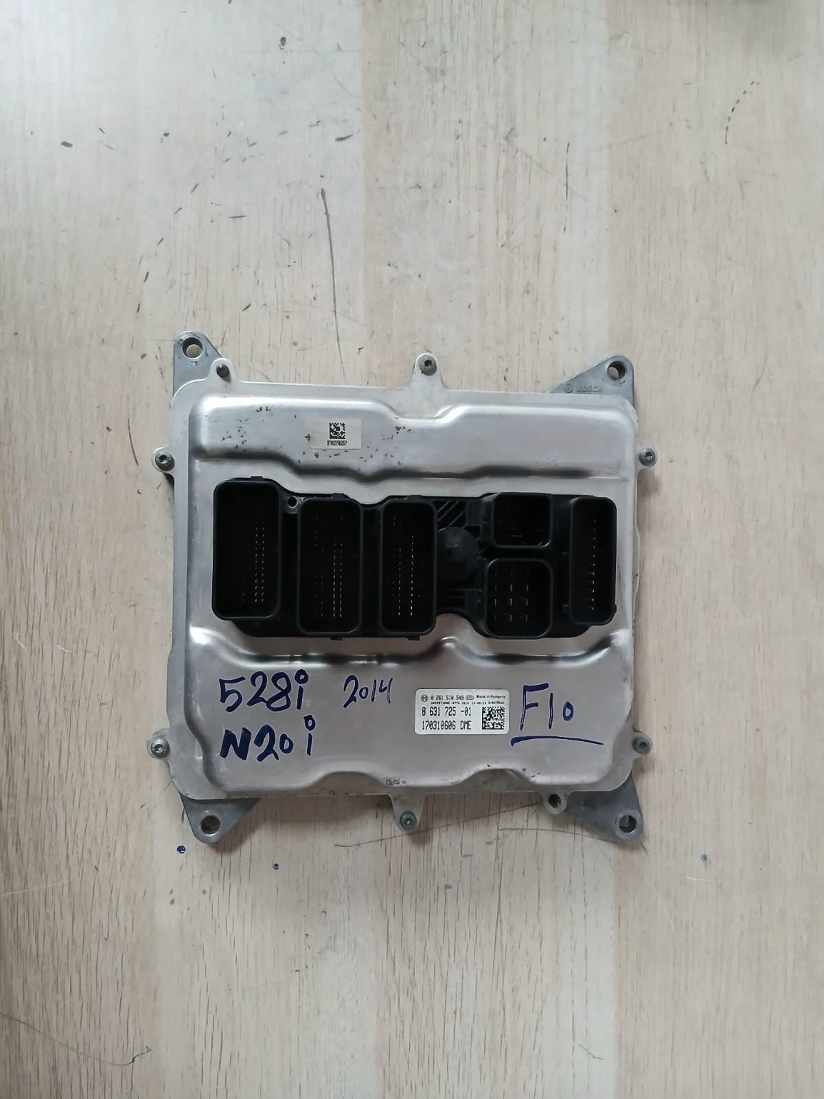 BMW  2014 F10 528i N20i ENGINE CONTROL Unit ECU SET DME 8631725 with key