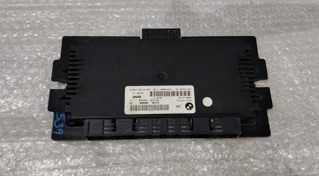 OEM BMW E90 3 series FOOTWELL LIGHT CONTROL MODULE FRM2 LED XE XENON 9204538