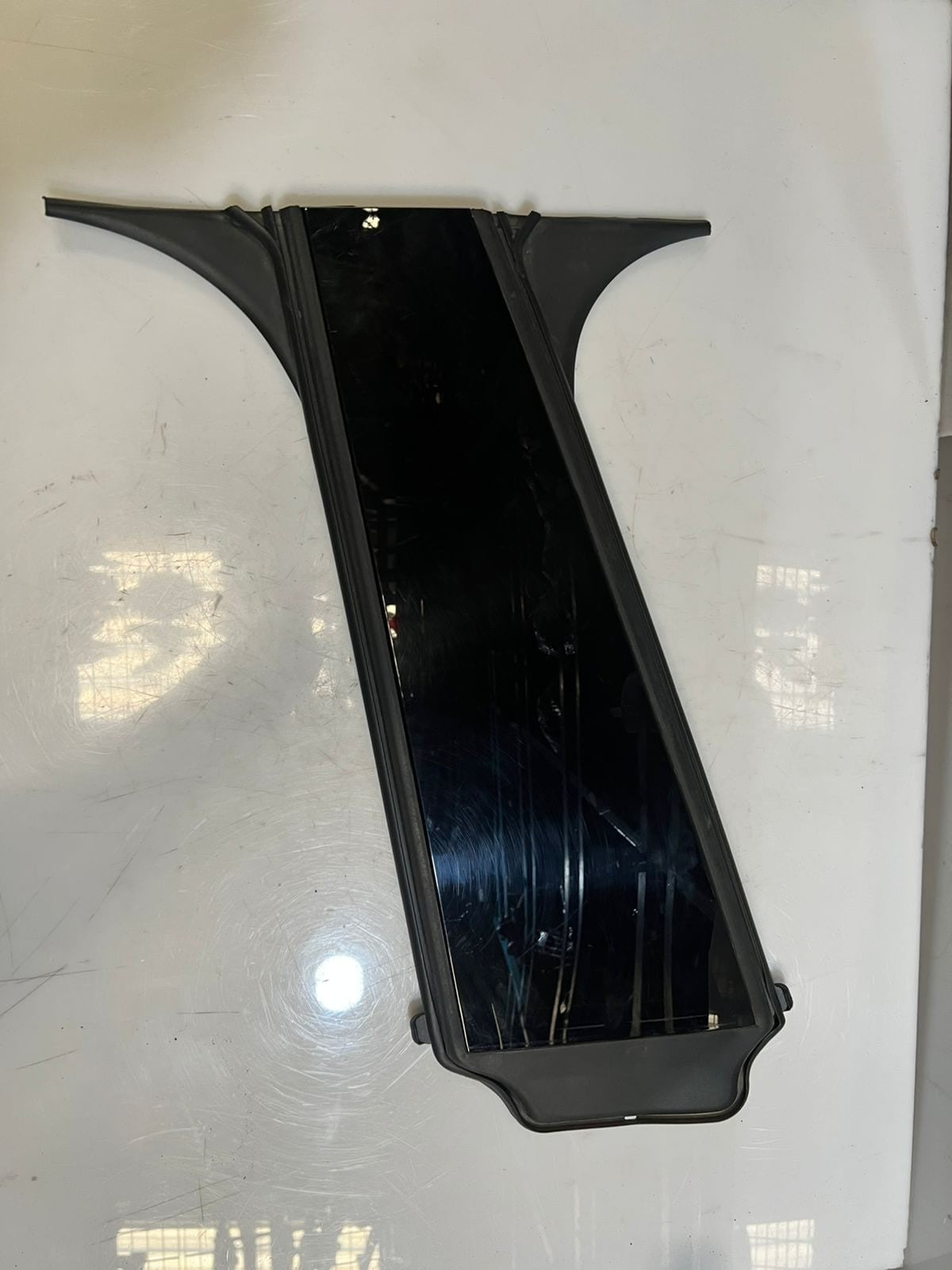 2023-2024 BMW iX 120 B-Pillar VERTICAL Trim Cover PANEL FRONT RIGHT 8491330 OEM